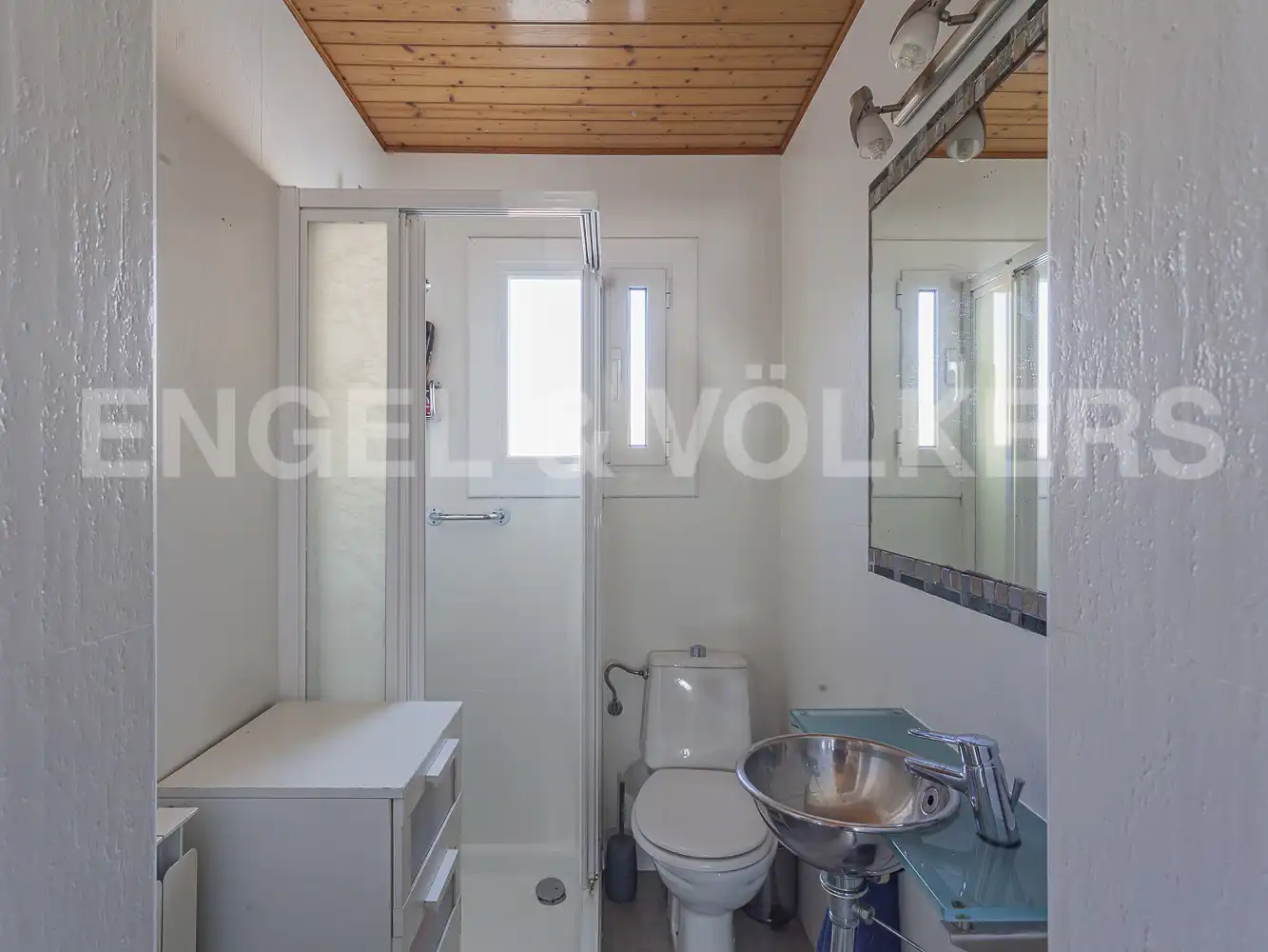 Bathroom of Houses for sale in El Masnou  with Heating, Terrace and Storage room