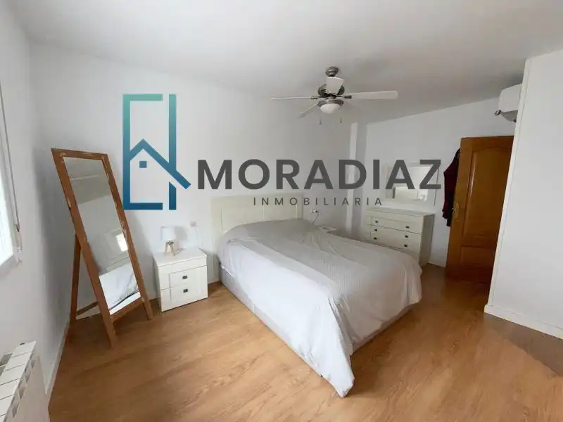 Habitación de Casa adosada en venta en Don Benito con Aire acondicionado, Calefacción y Parquet