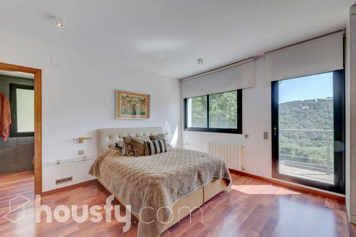 Casa o xalet de lloguer a Avinguda de Can Cortés, Les Planes