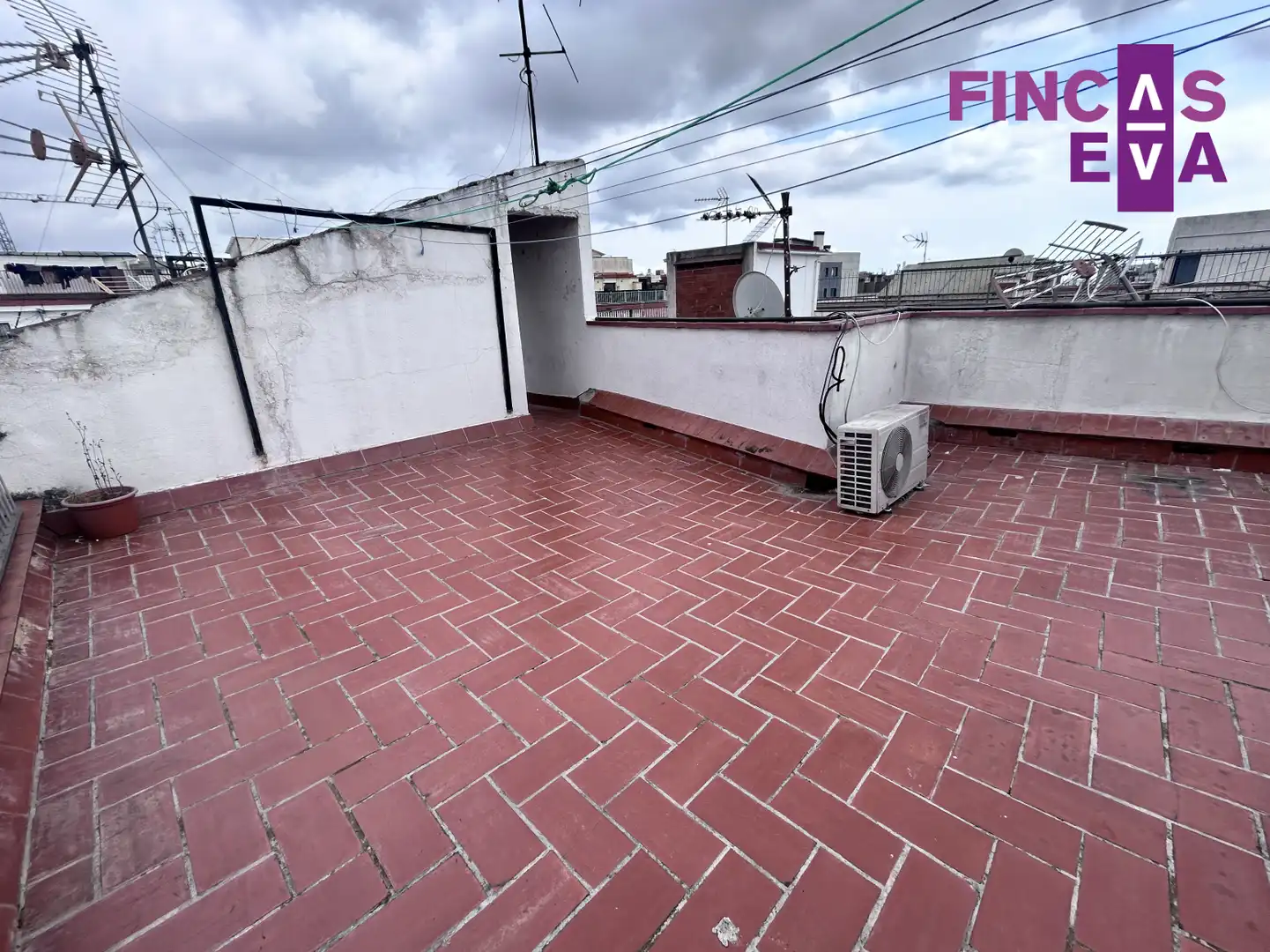 Terrace of Flat for sale in L'Hospitalet de Llobregat