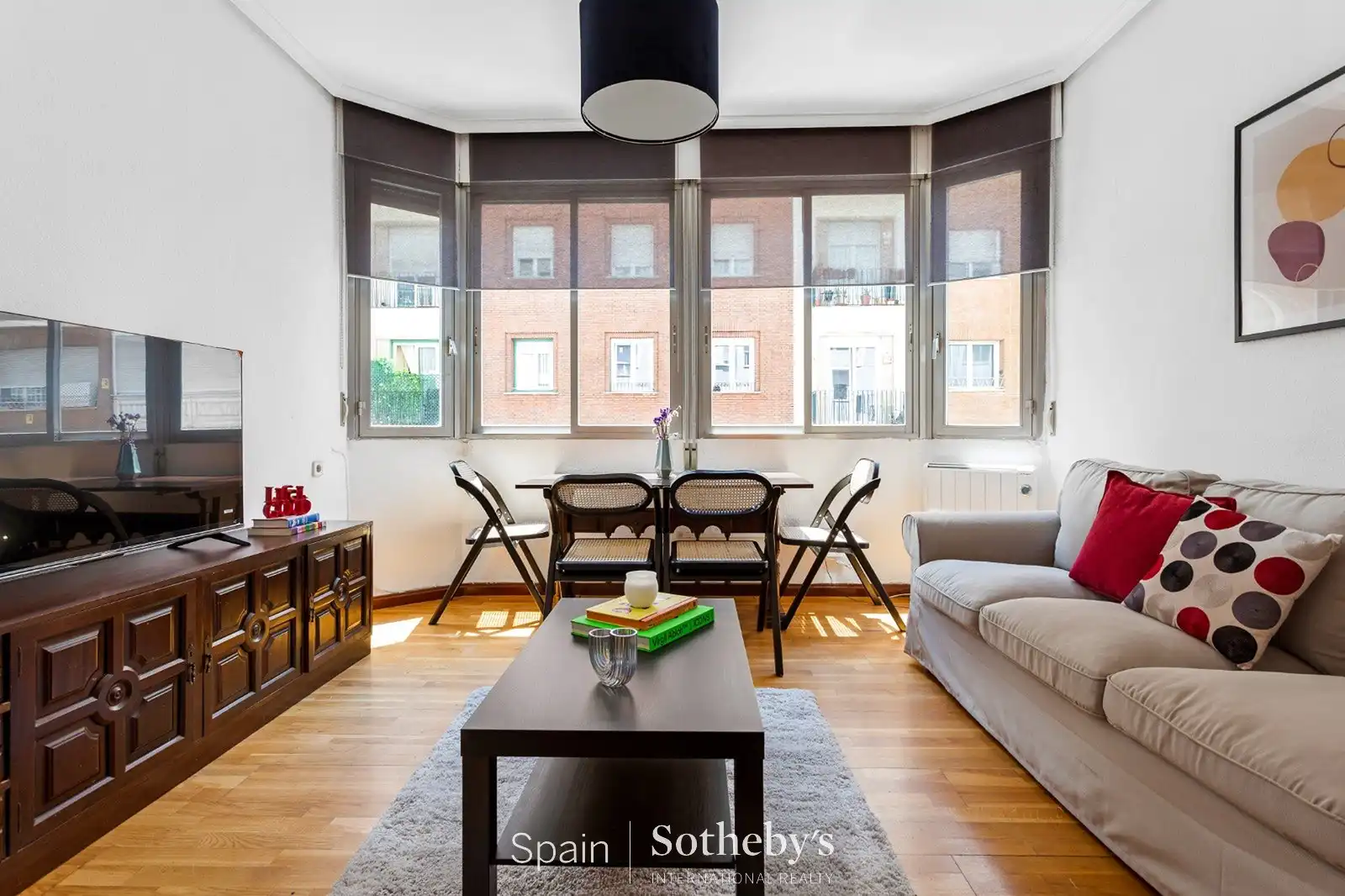 Sala de estar de Apartamento en venta en  Madrid Capital con Aire acondicionado, Calefacción y Terraza