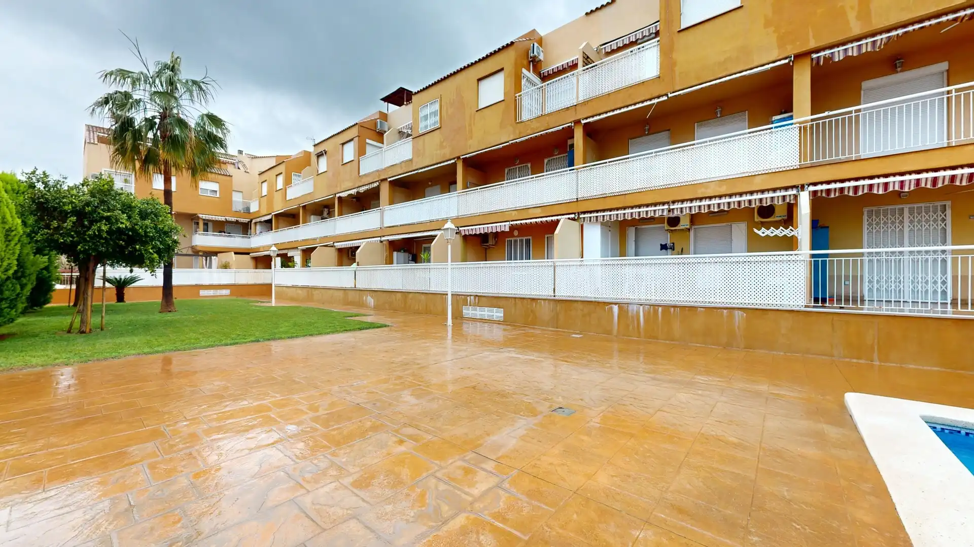 Vista exterior de Àtic en venda en Puçol amb Jardí privat, Terrassa i Traster