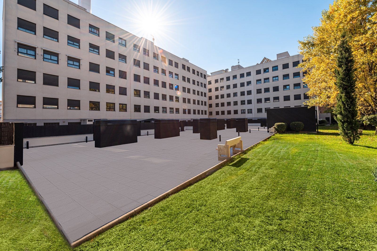 Exterior view of Flat to rent in  Madrid Capital  with Parquet flooring and Storage room