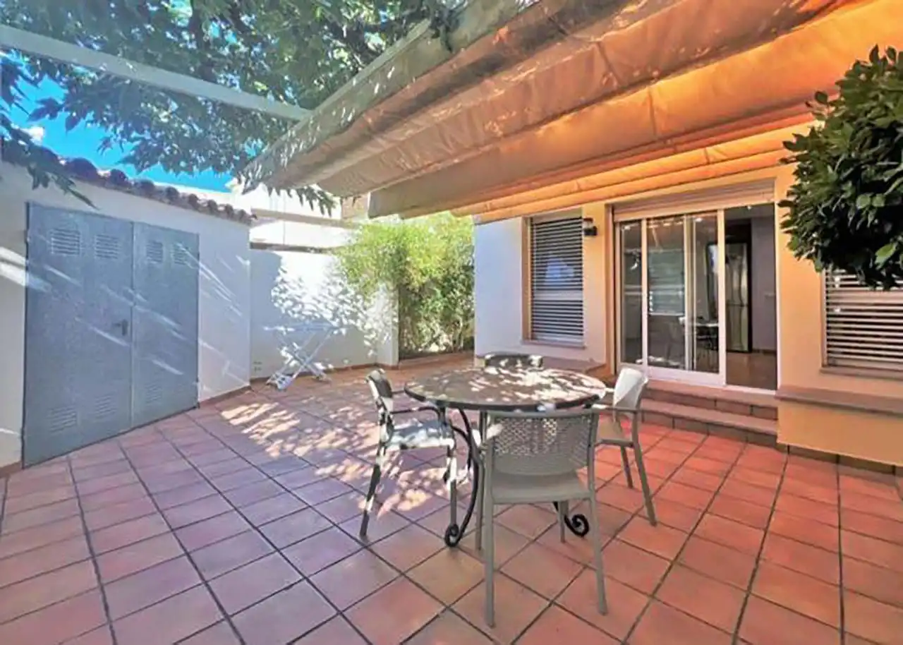 Terraza de Casa o chalet de alquiler en Benicasim / Benicàssim con Aire acondicionado, Calefacción y Jardín privado