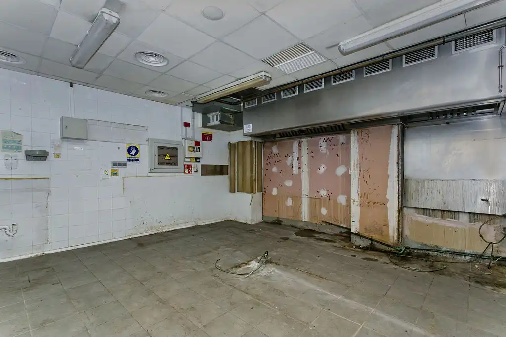 Business premises for sale in C/ Galileu, imagen 19