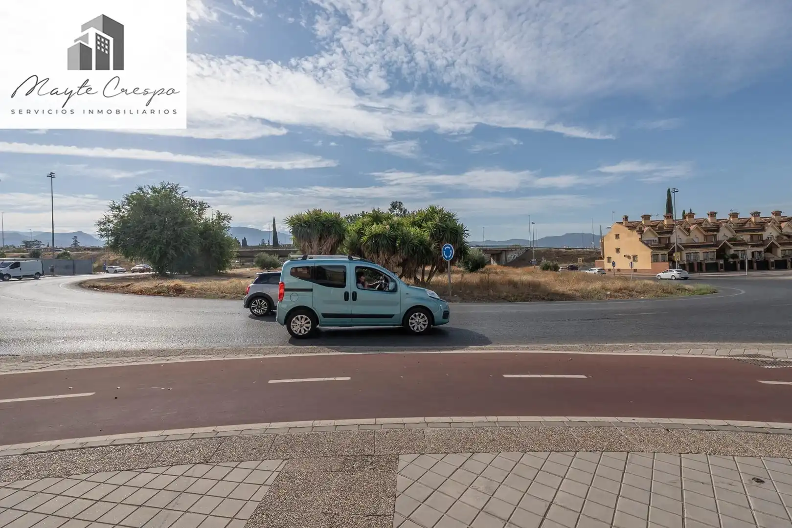 Außenansicht von Gebäude zum Verkauf in Granada