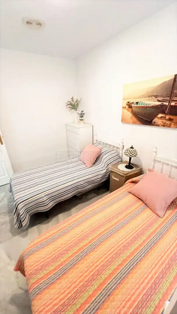Bedroom of Flat for sale in Torrevieja  with Air Conditioner, Terrace and Furnished