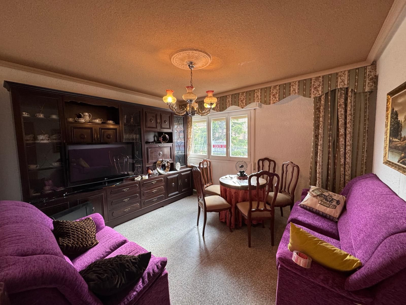 Sala d'estar de Pis en venda en Illueca amb Calefacció