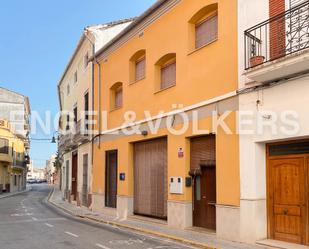 Vista exterior de Casa o xalet en venda en Villanueva de Castellón amb Aire condicionat, Calefacció i Jardí privat