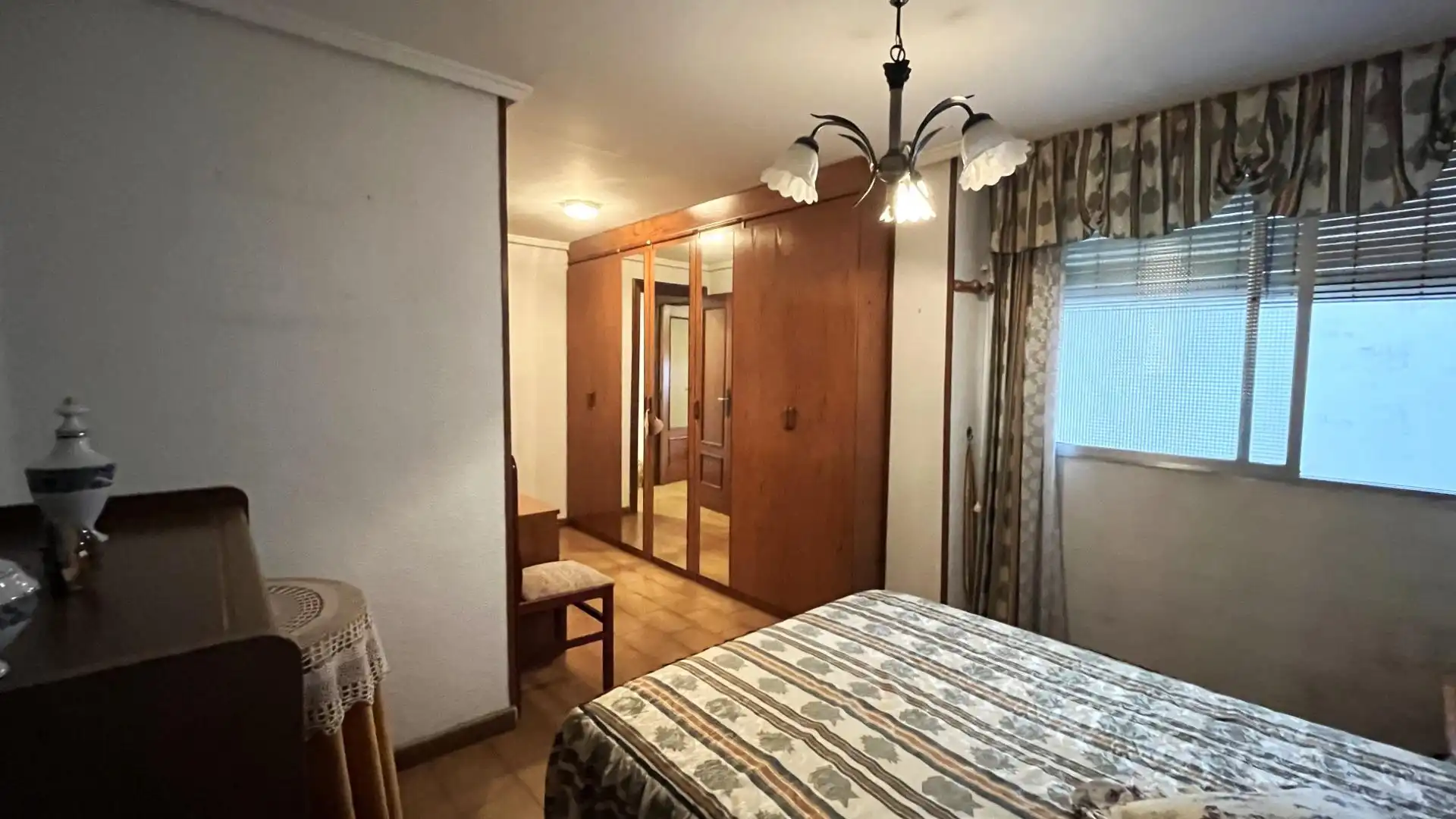Dormitori de Apartament de lloguer en Valencia amb Moblat