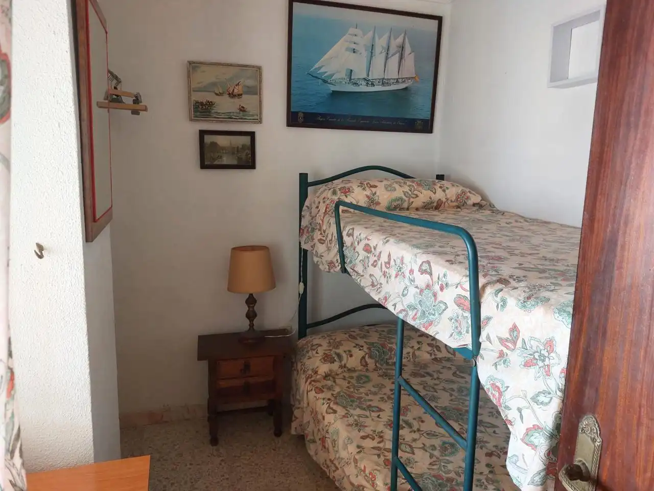 Habitación de Piso de alquiler en Cádiz con Balcón