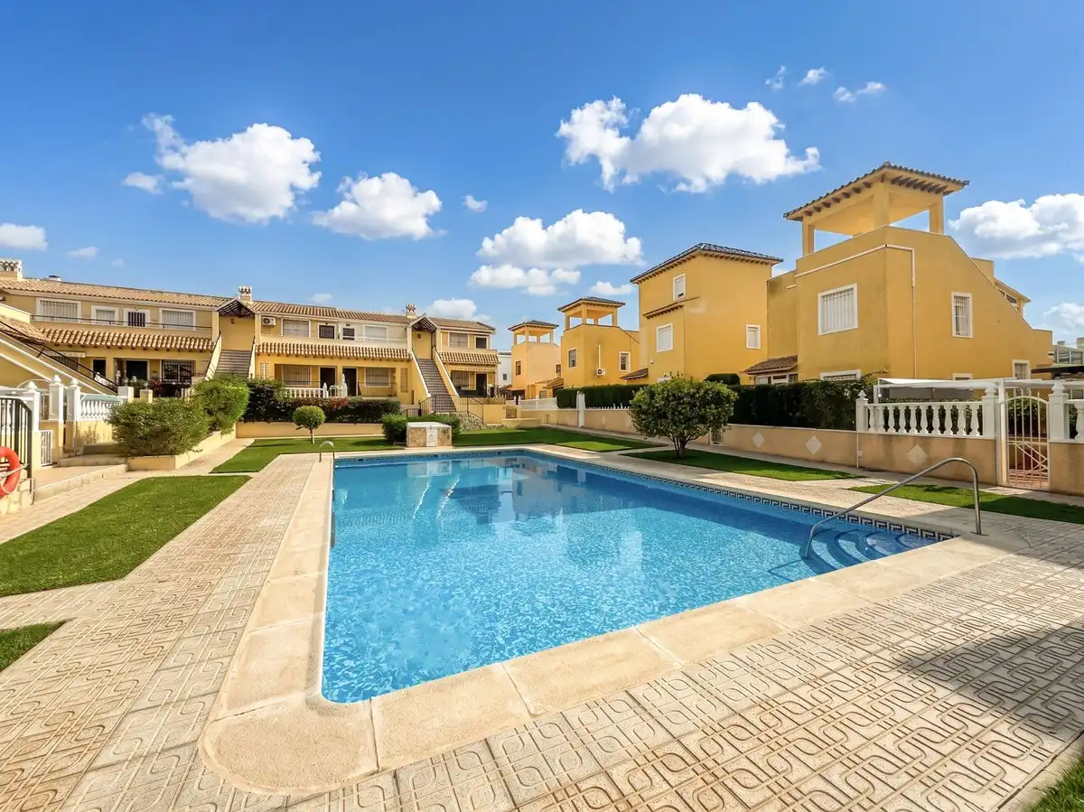 Apartamento en venta en Orihuela Costa