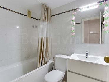 Monolocale con ascensore in vendita a Carrer del Pintor Fortuny 25