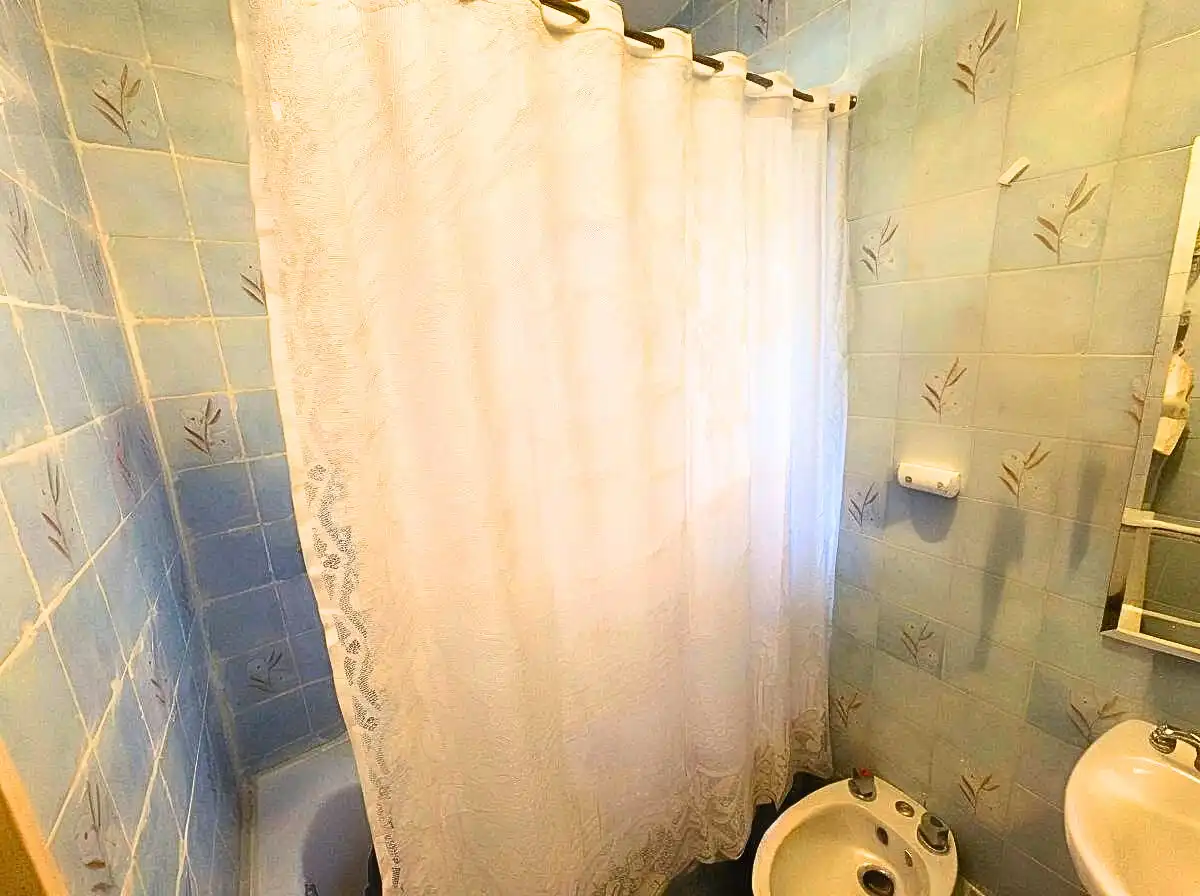 Bathroom of Flat for sale in Alcalá de Henares