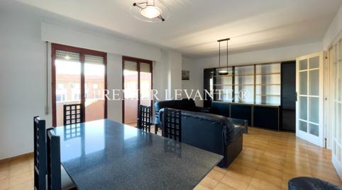 Photo 3 of Flat to rent in Calle Pintor Baeza, 7, Altozano - Conde Lumiares, Alicante
