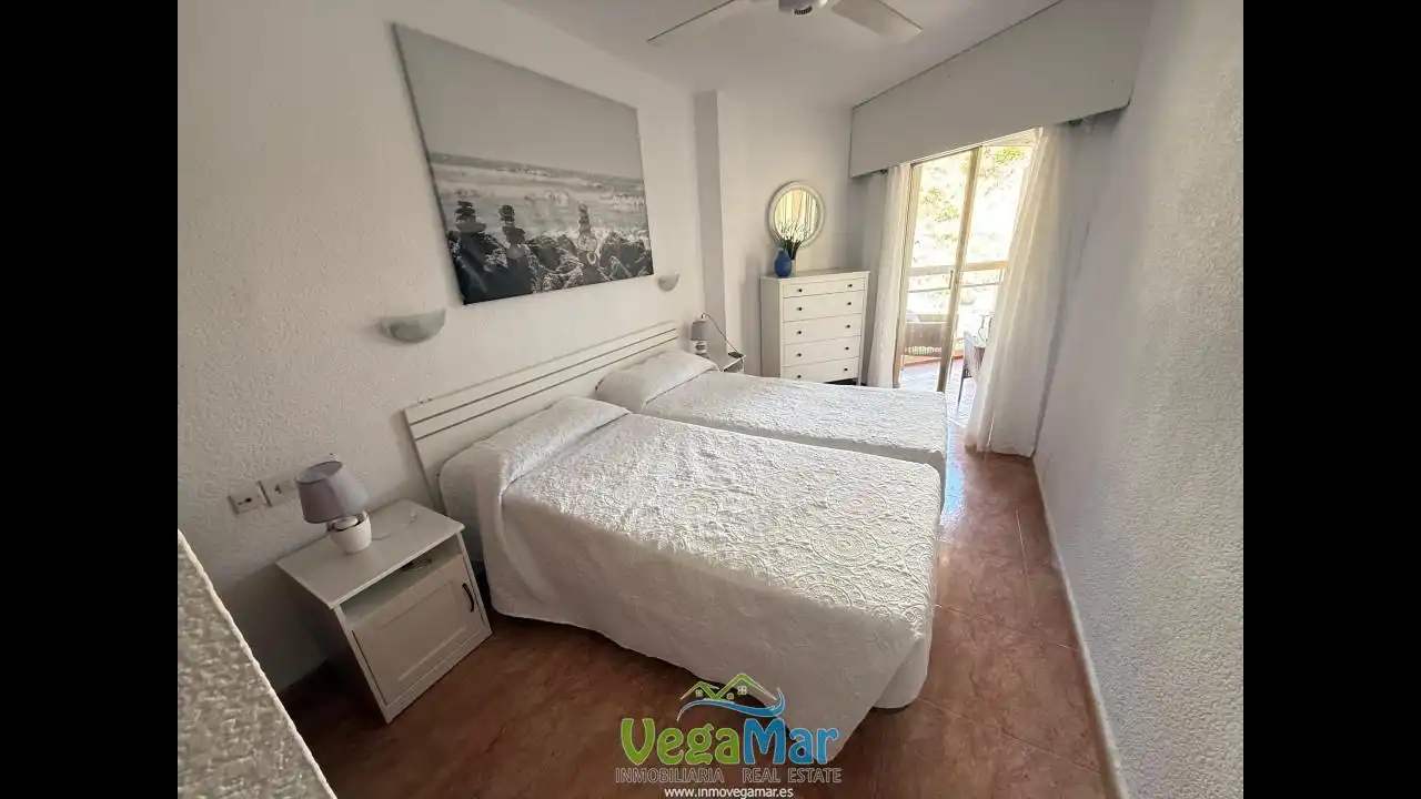 Habitación de Piso de alquiler en Almuñécar con Aire acondicionado y Terraza