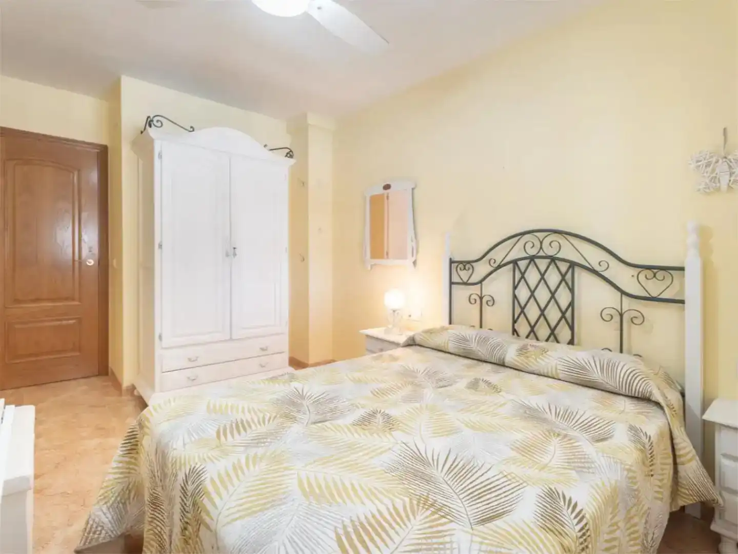 Schlafzimmer von Wohnungen zur Miete in Tavernes de la Valldigna