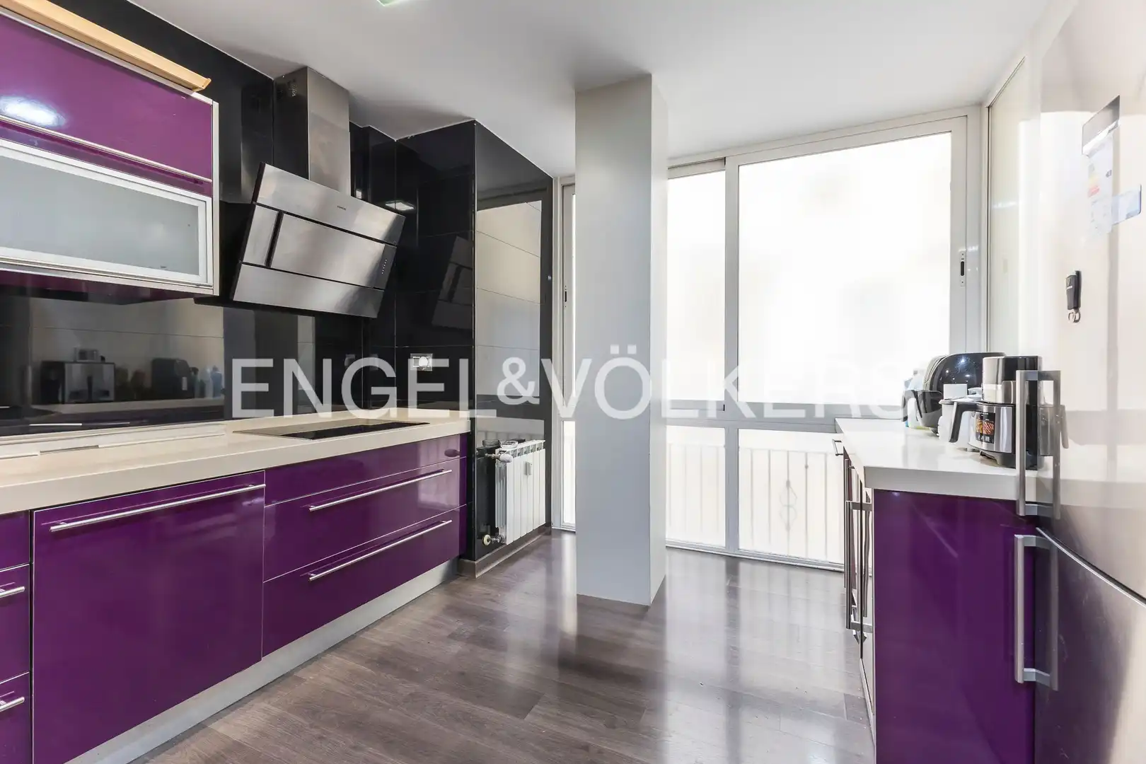 Cocina de Piso de alquiler en Madrid con Aire acondicionado, Calefacción y Amueblado