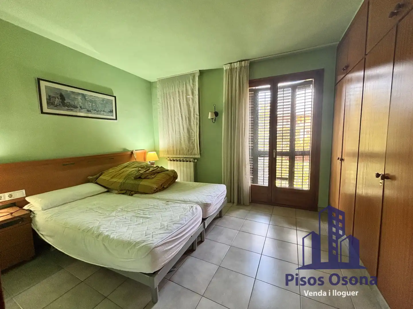 Habitación de Piso en venta en Vic con Calefacción, Amueblado y Horno