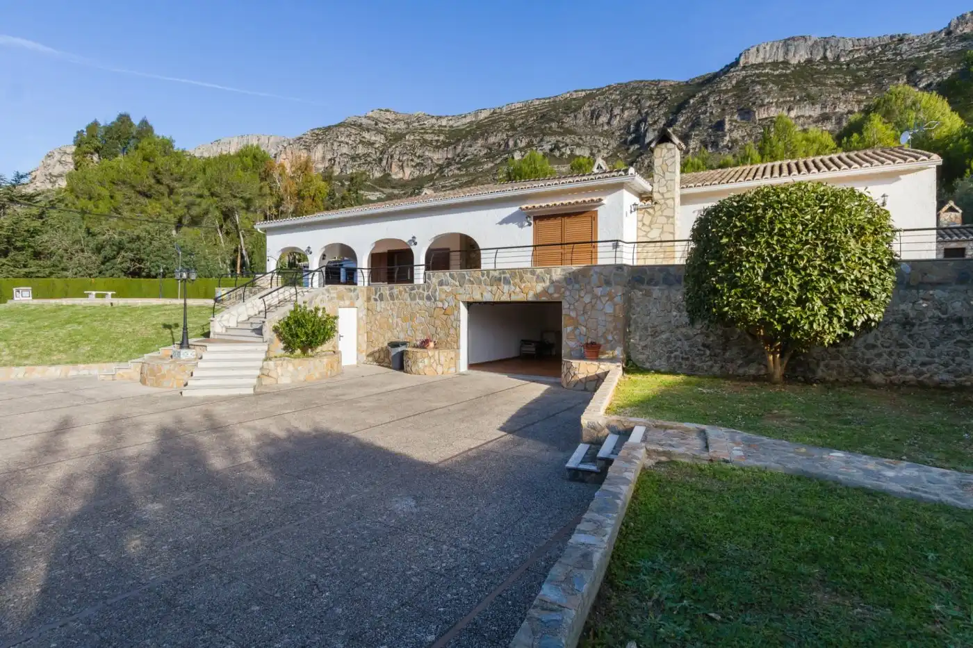 Chalet con piscina en venta en Calle COVA DE L'AIRE 12, imagen 2