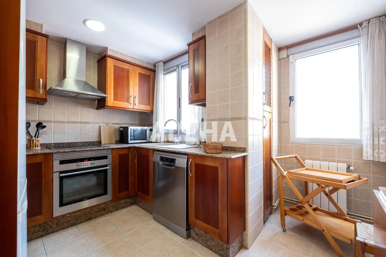 Kitchen of Flat for rent in Valencia  with Air Conditioner, Heating and Furnished