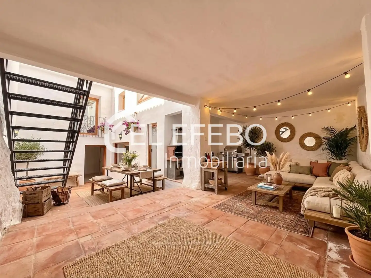 Vista exterior de Casa o chalet en venta en Antequera con Parquet, Terraza y Balcón