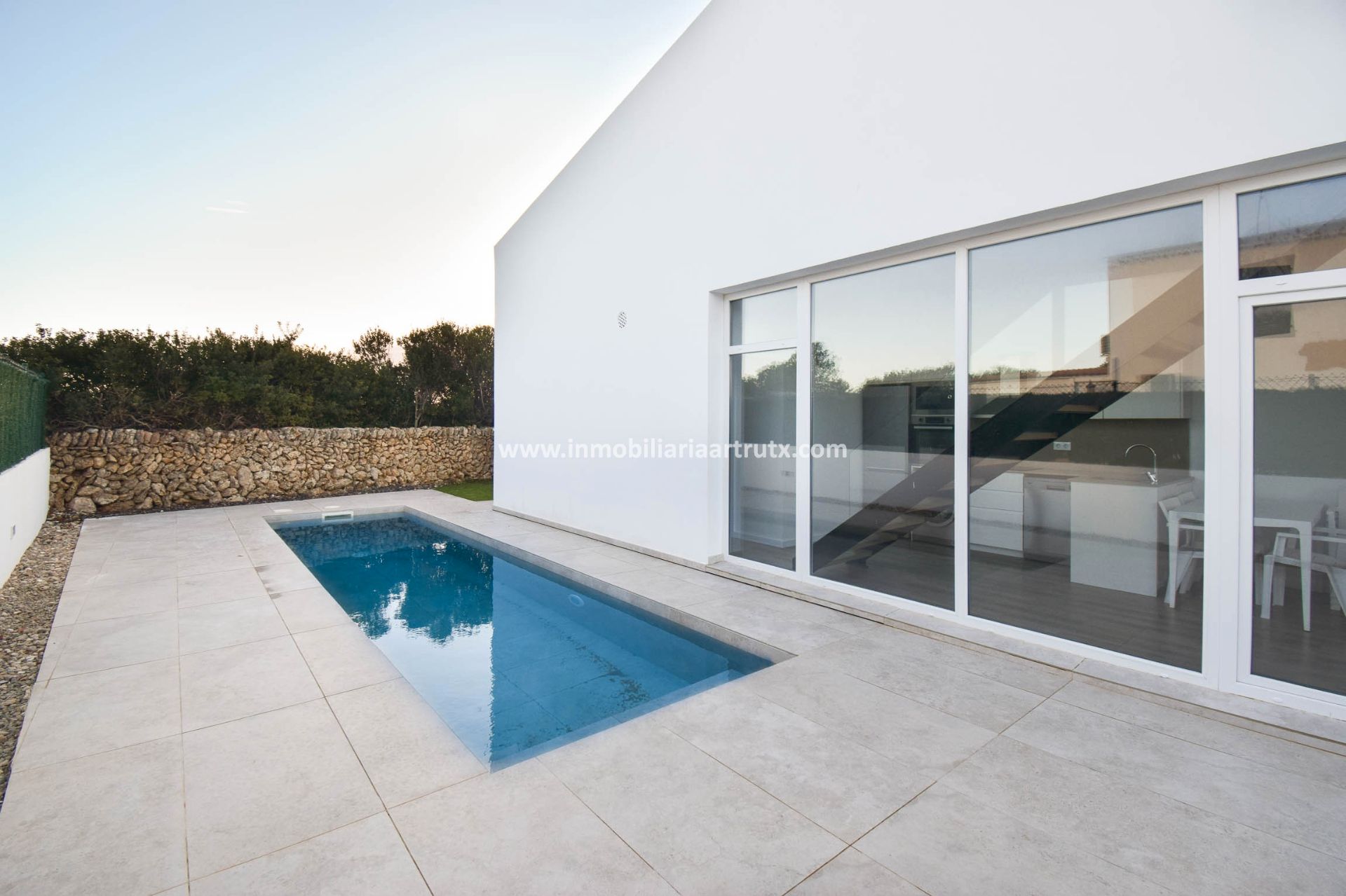 Swimming pool of House or chalet for sale in Ciutadella de Menorca  with Air Conditioner, Parquet flooring and Terrace