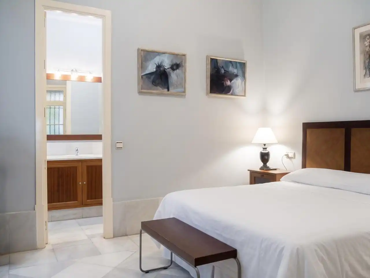 Bedroom of Flat for sale in Sevilla  with Air Conditioner, Terrace and Furnished
