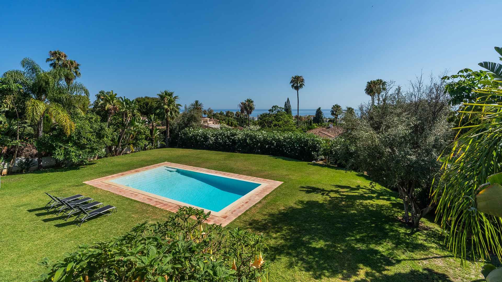 Jardí de Casa o xalet en venda en Marbella amb Jardí privat, Terrassa i Piscina