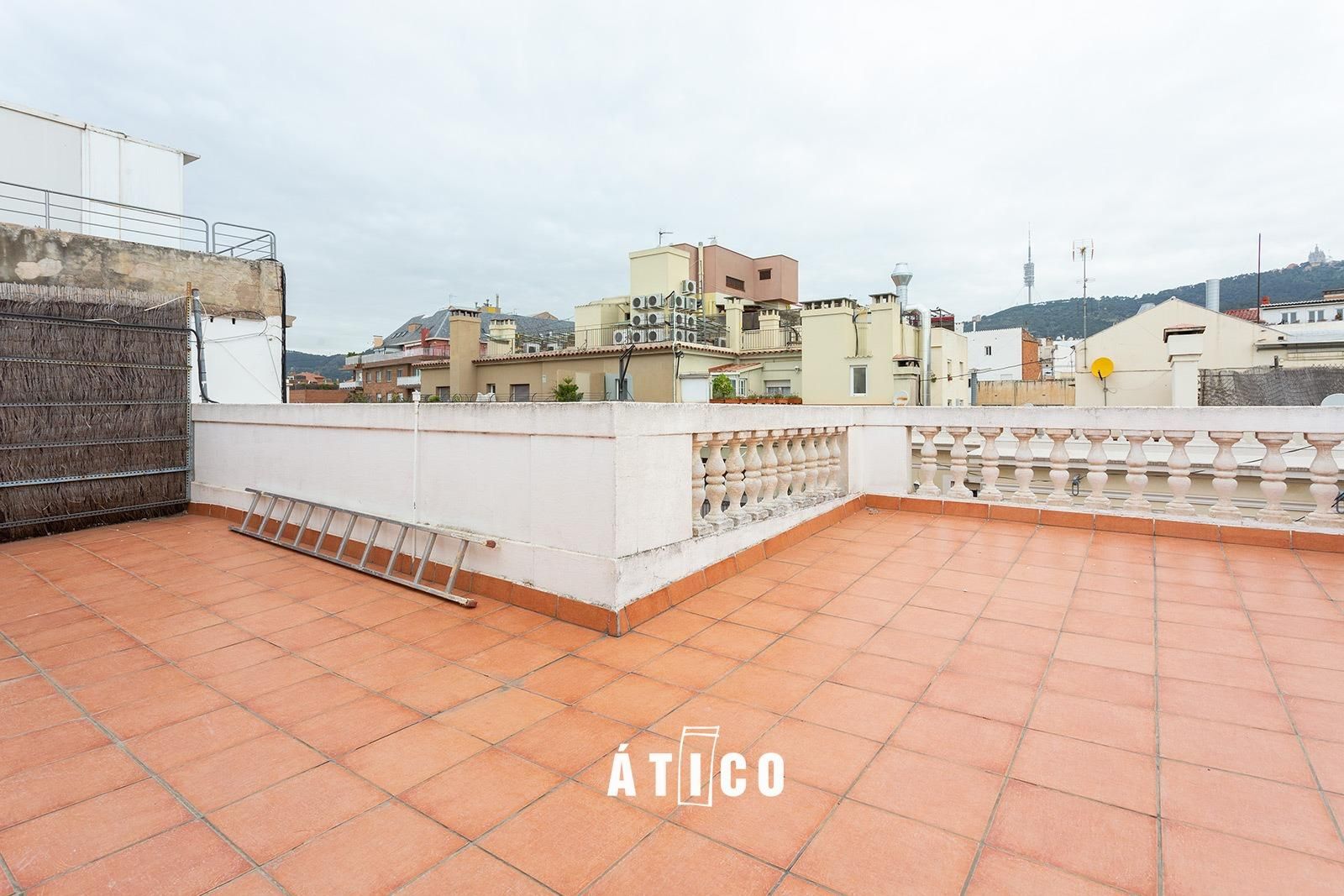 Terrace of Attic for sale in  Barcelona Capital  with Air Conditioner, Heating and Parquet flooring