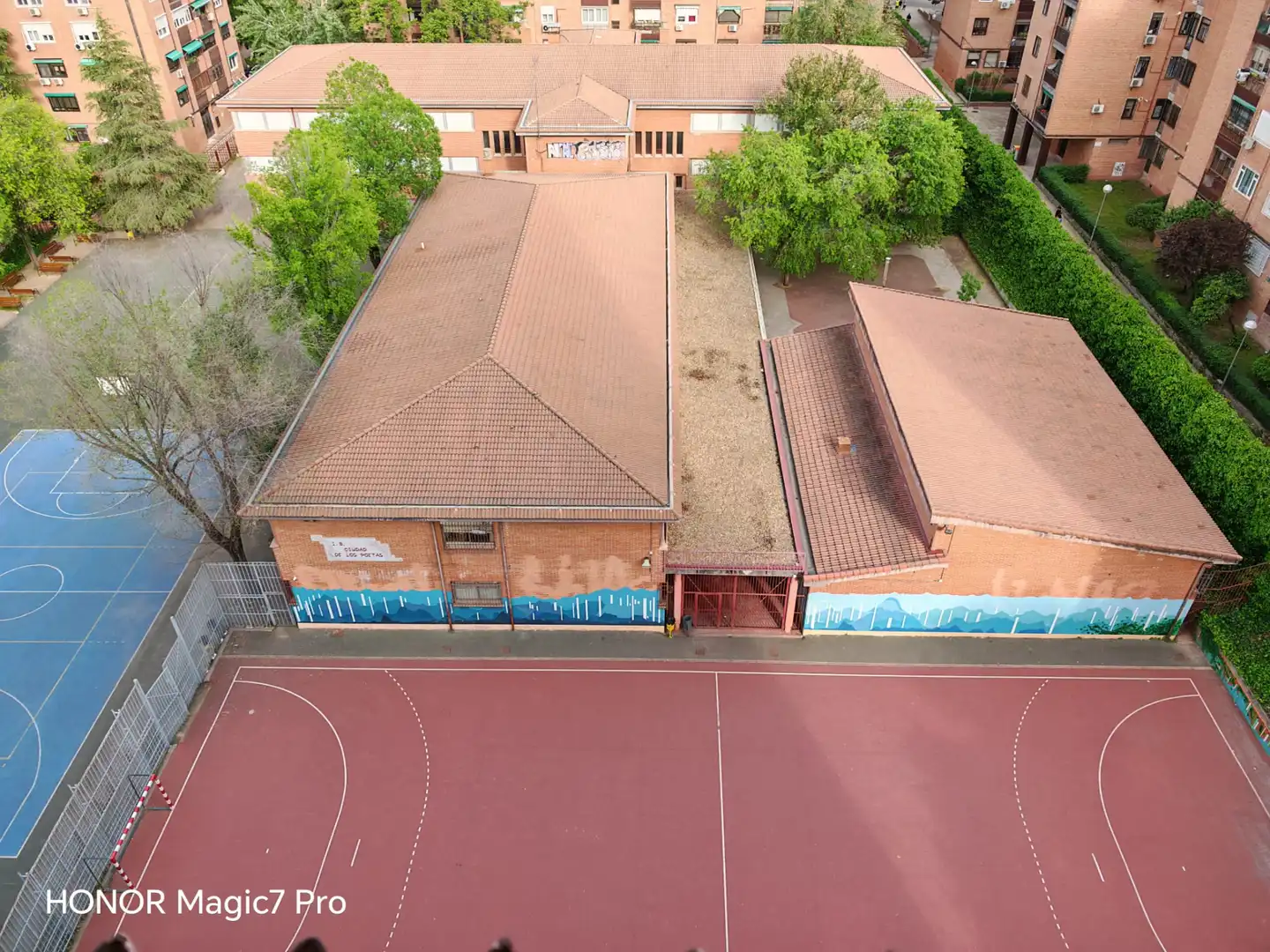Vista exterior de Piso en venta en Madrid con Parquet, Terraza y Trastero