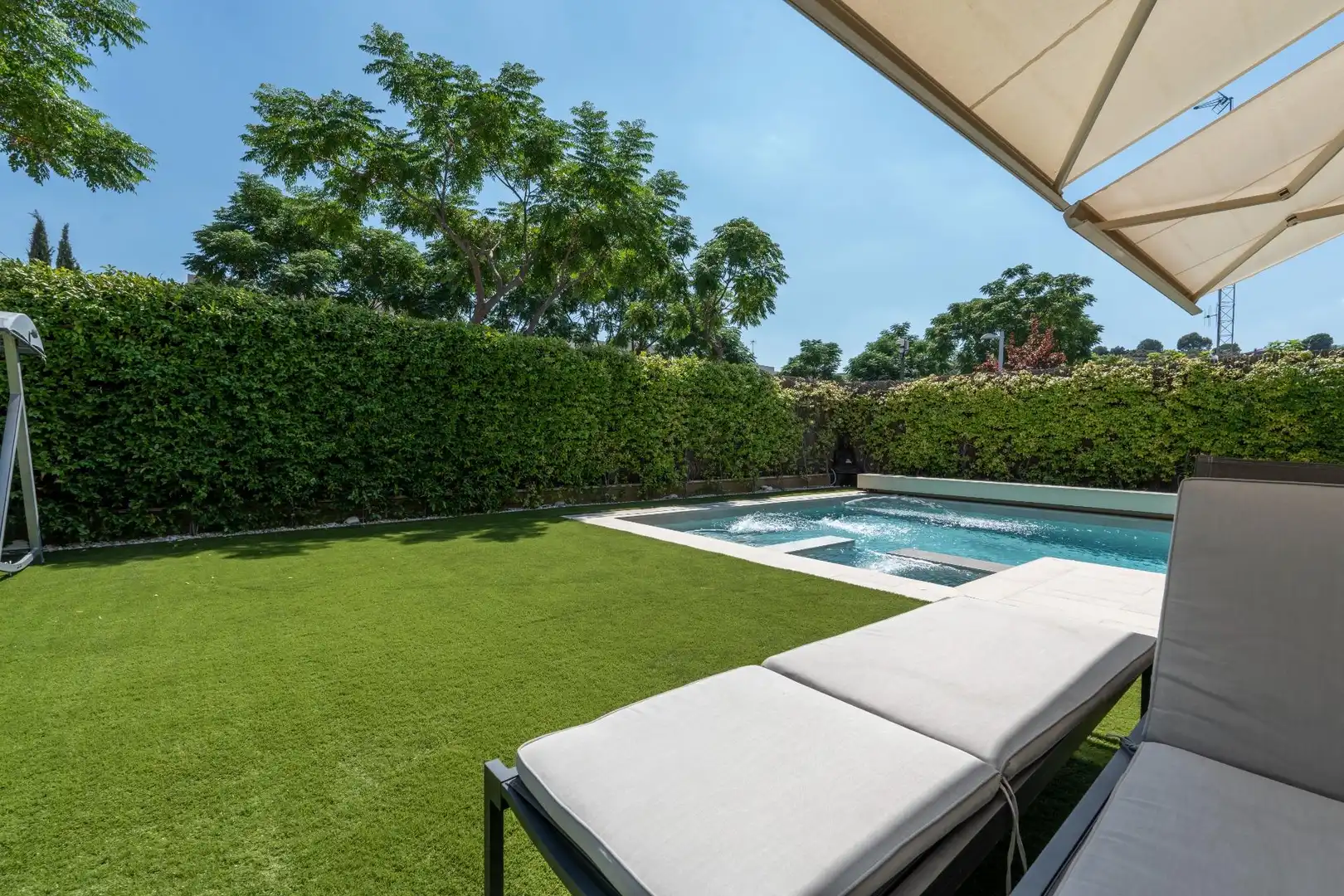 Chalet con terraza en venta en Calle PICO DE LA MIEL, imagen 18