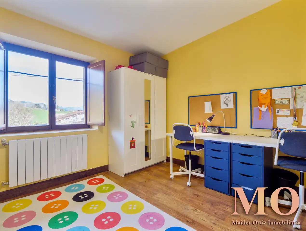 Schlafzimmer von Country house zum Verkauf in Bergara mit Heizung, Privatgarten und Terrasse