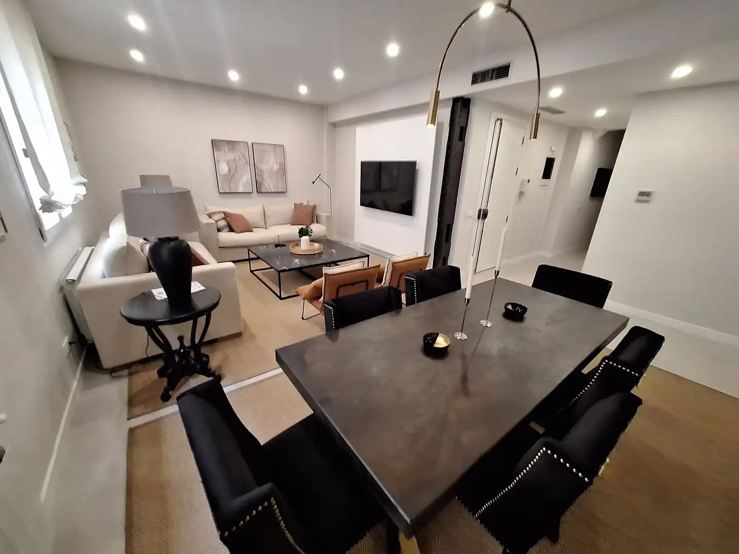 Dining room of Flat for rent in Madrid  with Air Conditioner, Heating and Furnished