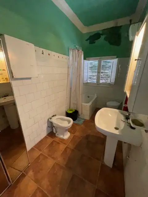 Bany de Casa o xalet en venda en Padules amb Jardí privat, Terrassa i Traster