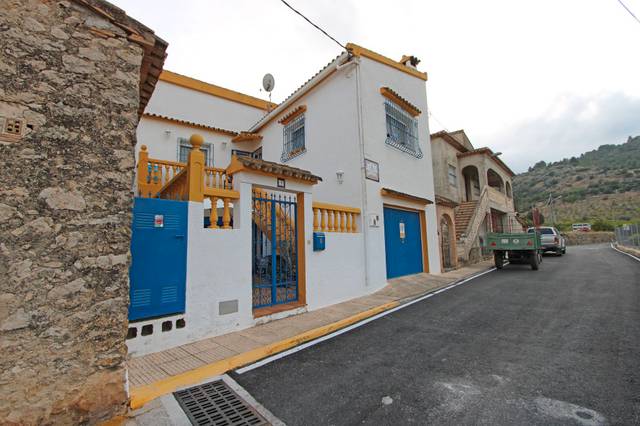 Casa-chalet en Venta en El Ràfol d'Almúnia