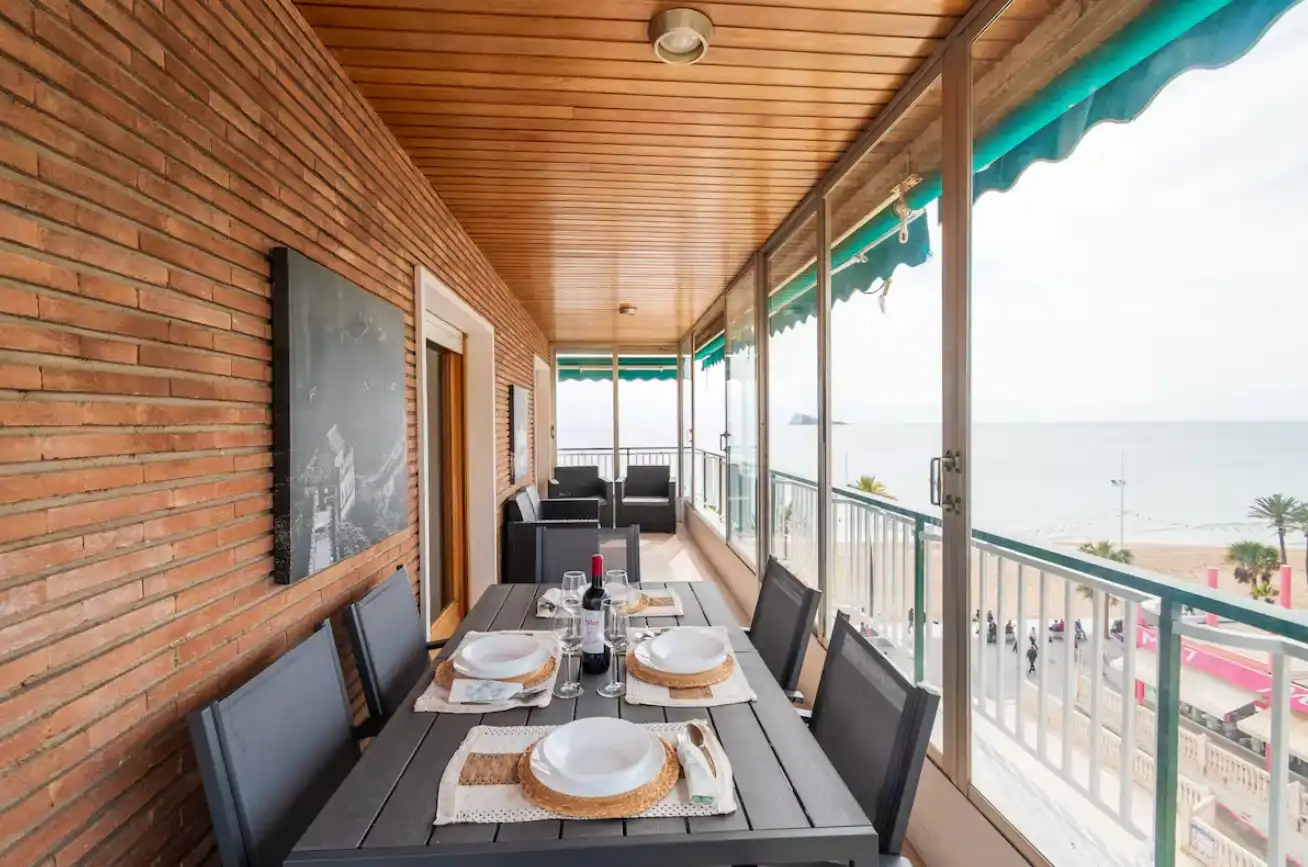 Terrasse von Wohnungen zur Miete in Benidorm mit Klimaanlage, Parkett und Möbliert
