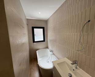 Bathroom of Planta baja for sale in Almansa  with Heating and Terrace