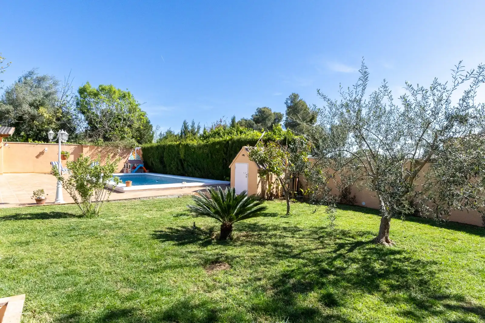 Jardí de Casa o xalet en venda en Montserrat amb Aire condicionat, Calefacció i Jardí privat