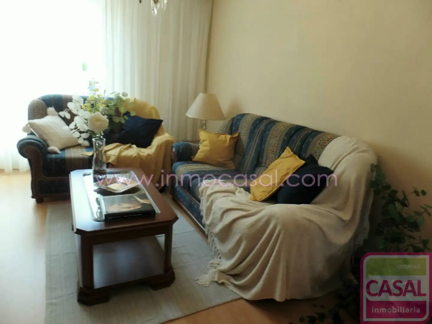 Living room of Flat for sale in Oviedo   with Heating, Storage room and Furnished