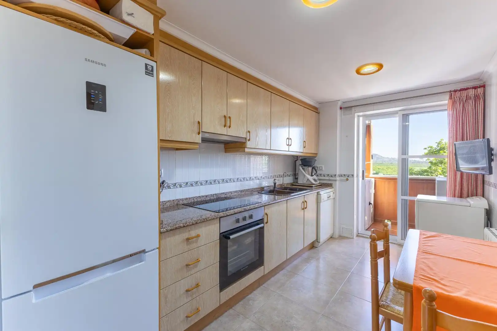Kitchen of Flat for sale in Sagunto / Sagunt  with Air Conditioner, Heating and Storage room