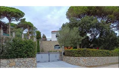 Vista exterior de Casa o xalet en venda en Vallromanes amb Aire condicionat, Calefacció i Jardí privat
