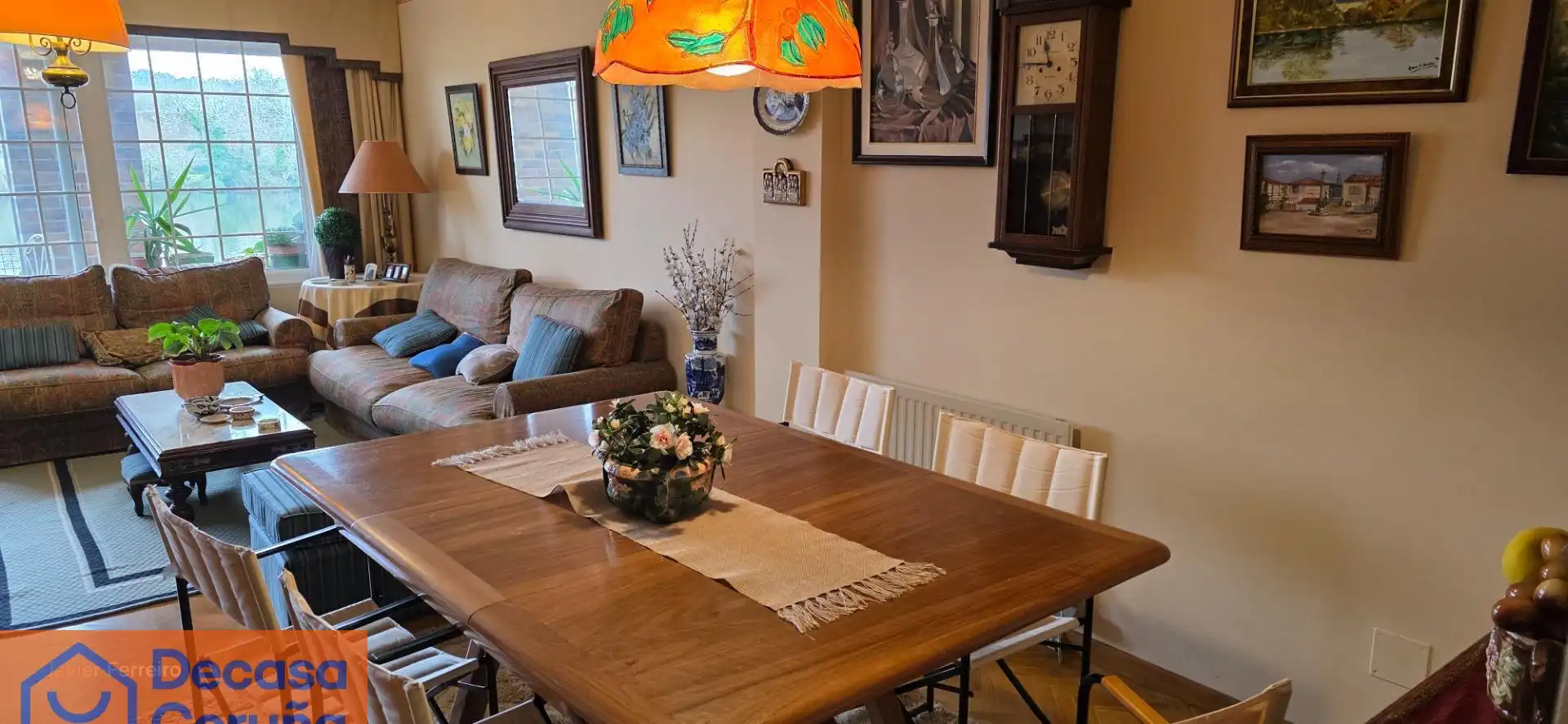 Comedor de Piso en venta en Oleiros con Calefacción, Terraza y Trastero