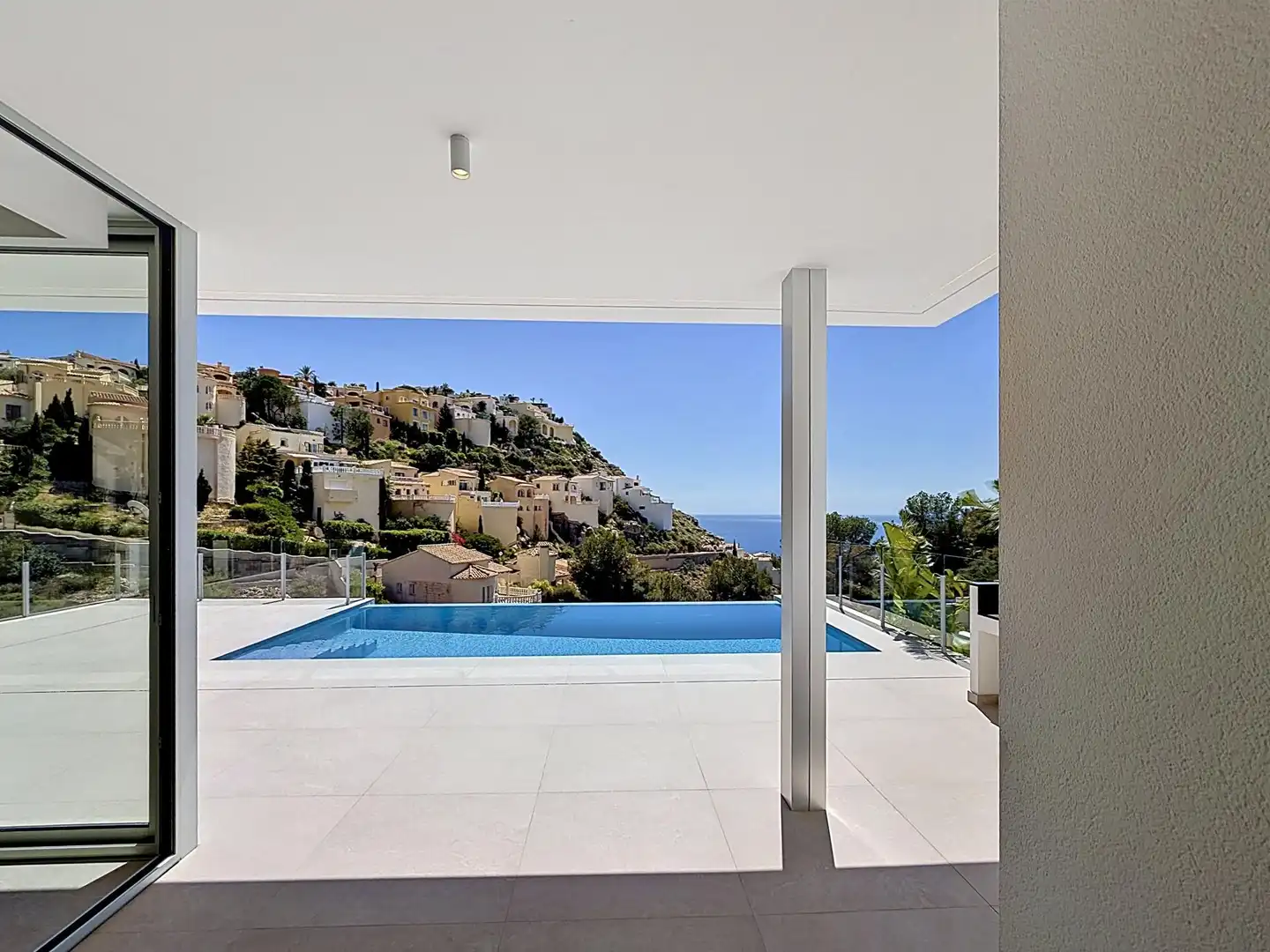Chalet con piscina en venta en Cumbre del Sol, imagen 10