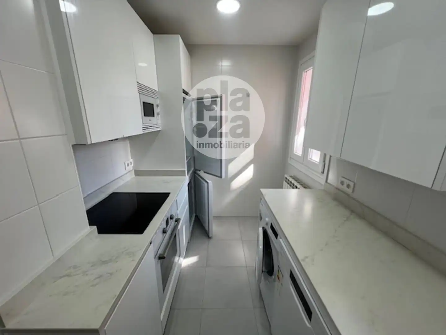 Cocina de Piso de alquiler en Burgos con Calefacción