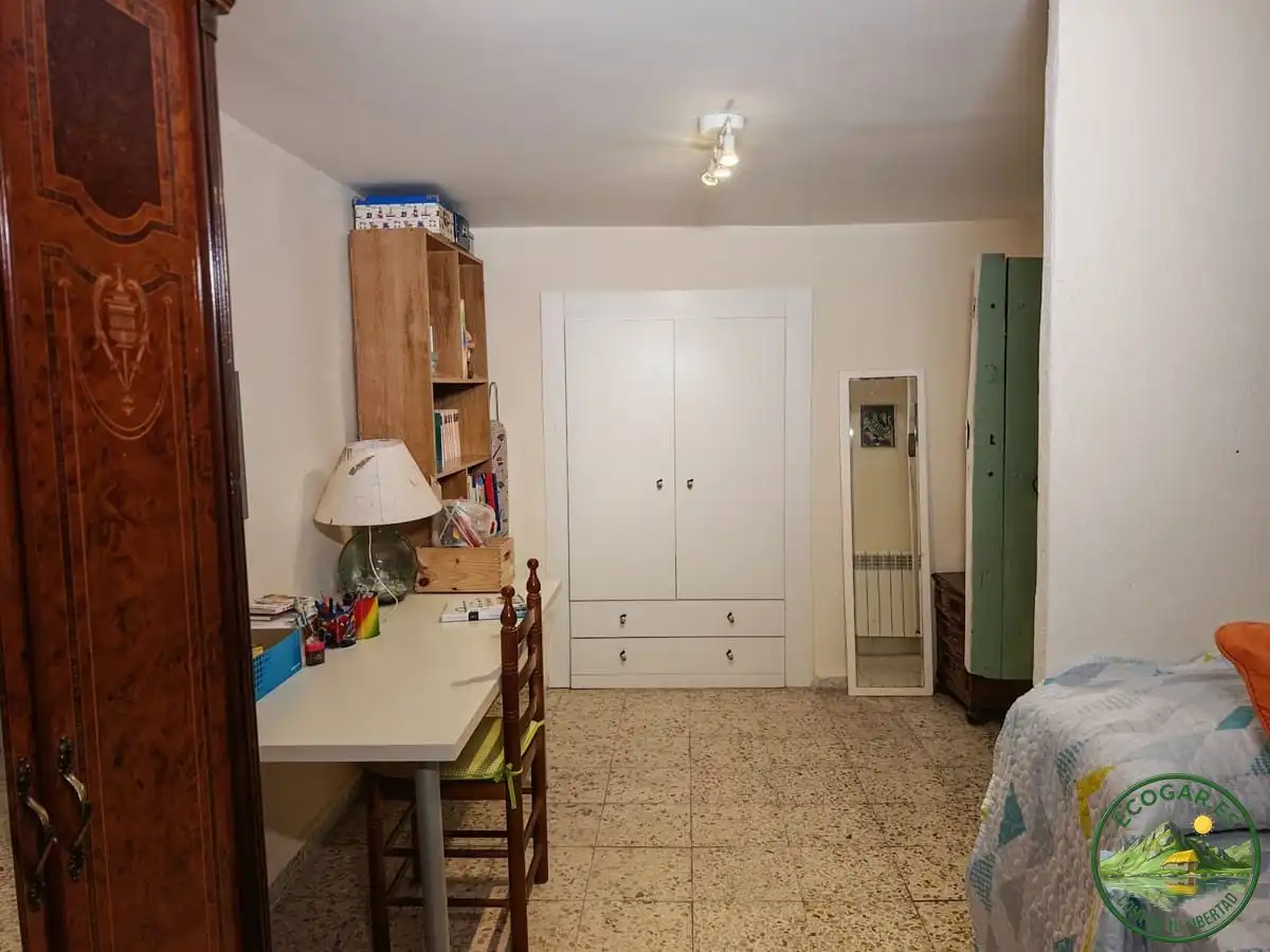 Habitación de Casa o chalet en venta en Puente de Domingo Flórez con Calefacción, Jardín privado y Amueblado