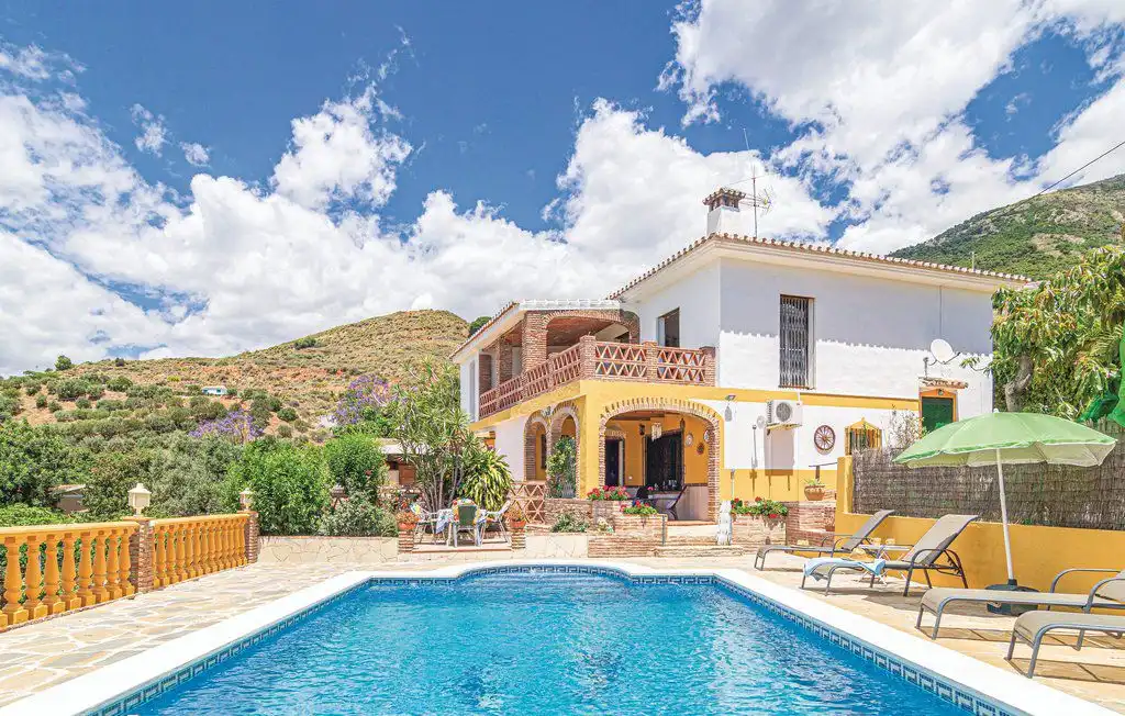 Chalet con piscina en venta en Camino de Valtocado