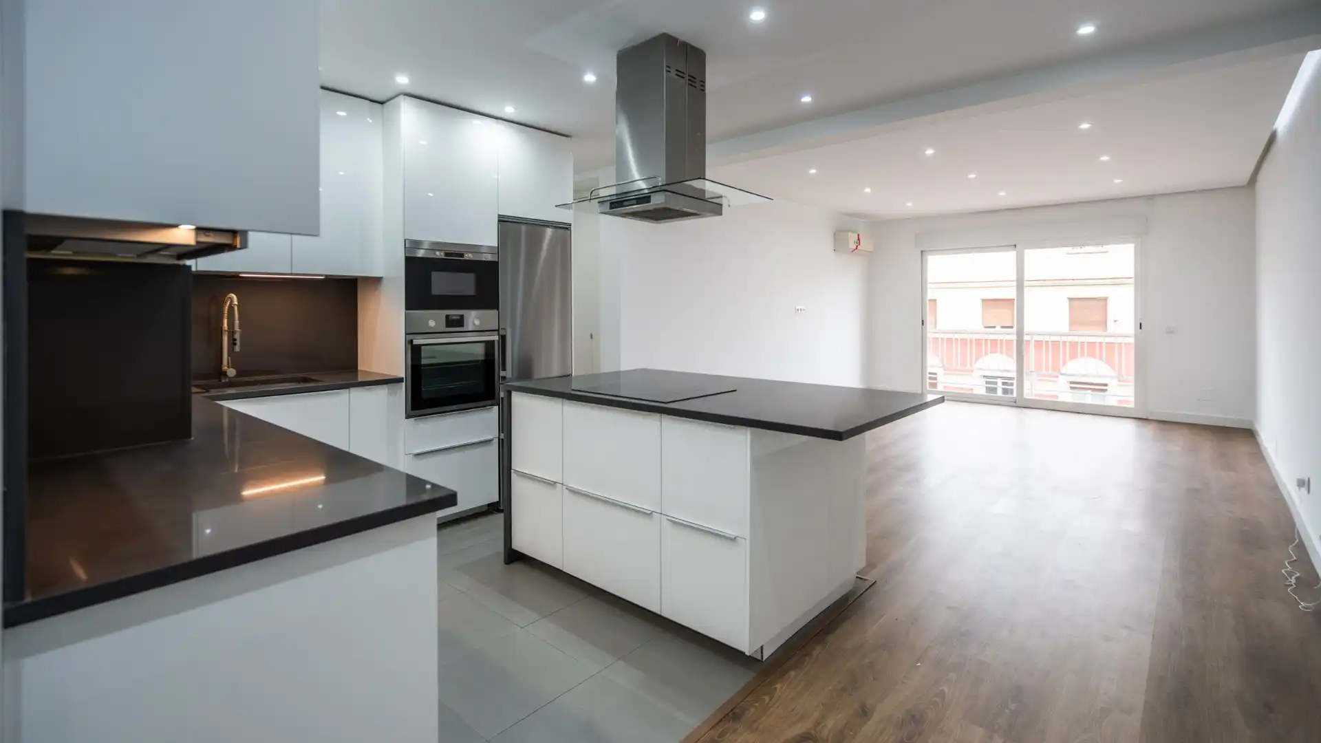 Cocina de Piso de alquiler en Madrid con Aire acondicionado, Calefacción y Terraza