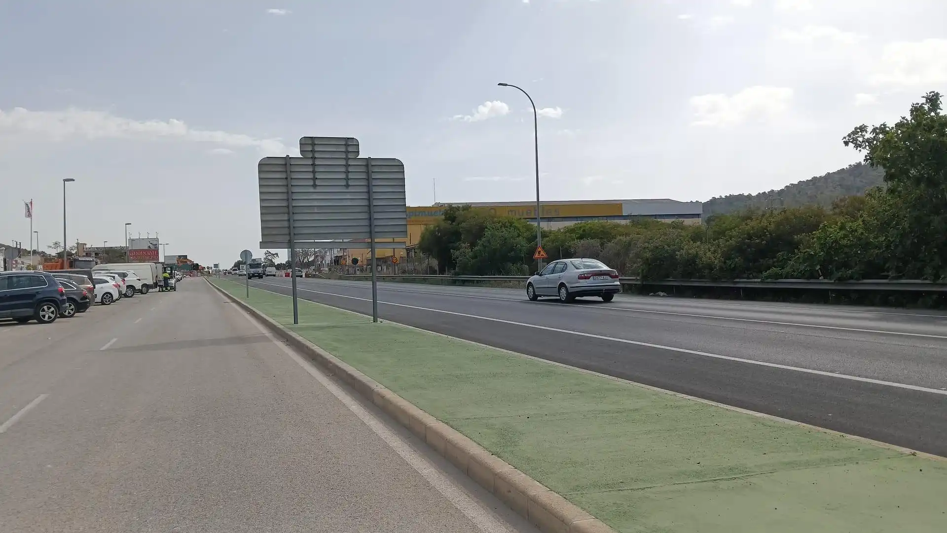 Außenansicht von Fabrikhallen zum Verkauf in Villajoyosa / La Vila Joiosa