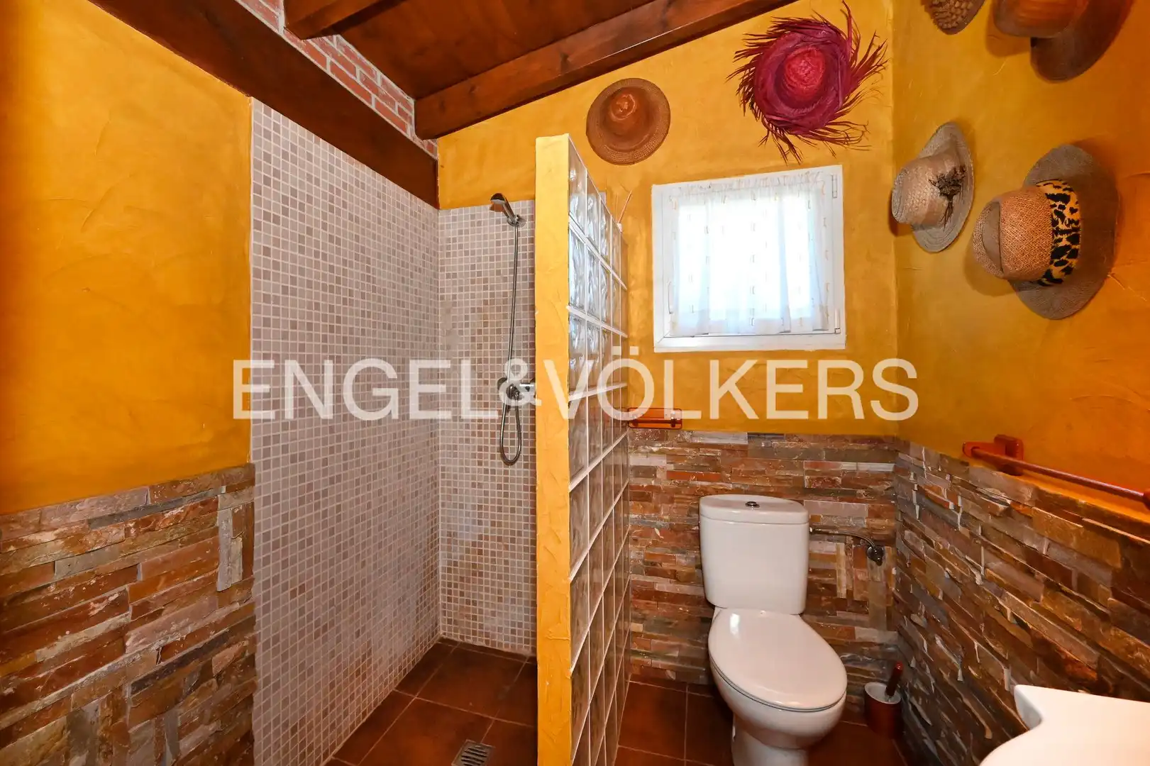Baño de Casa o chalet en venta en Santa Cruz de Bezana con Aire acondicionado, Calefacción y Jardín privado